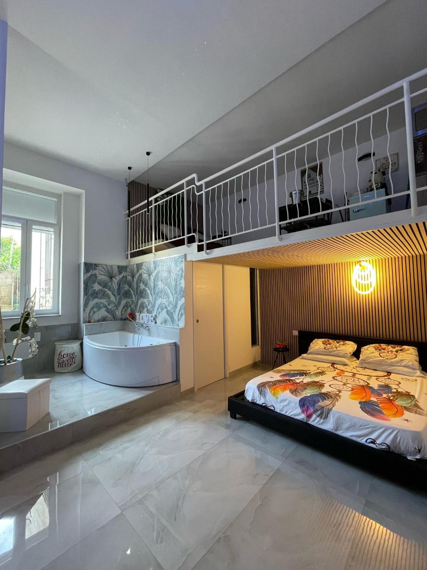 Apartament Charm E Chic Neapol Zewnętrze zdjęcie