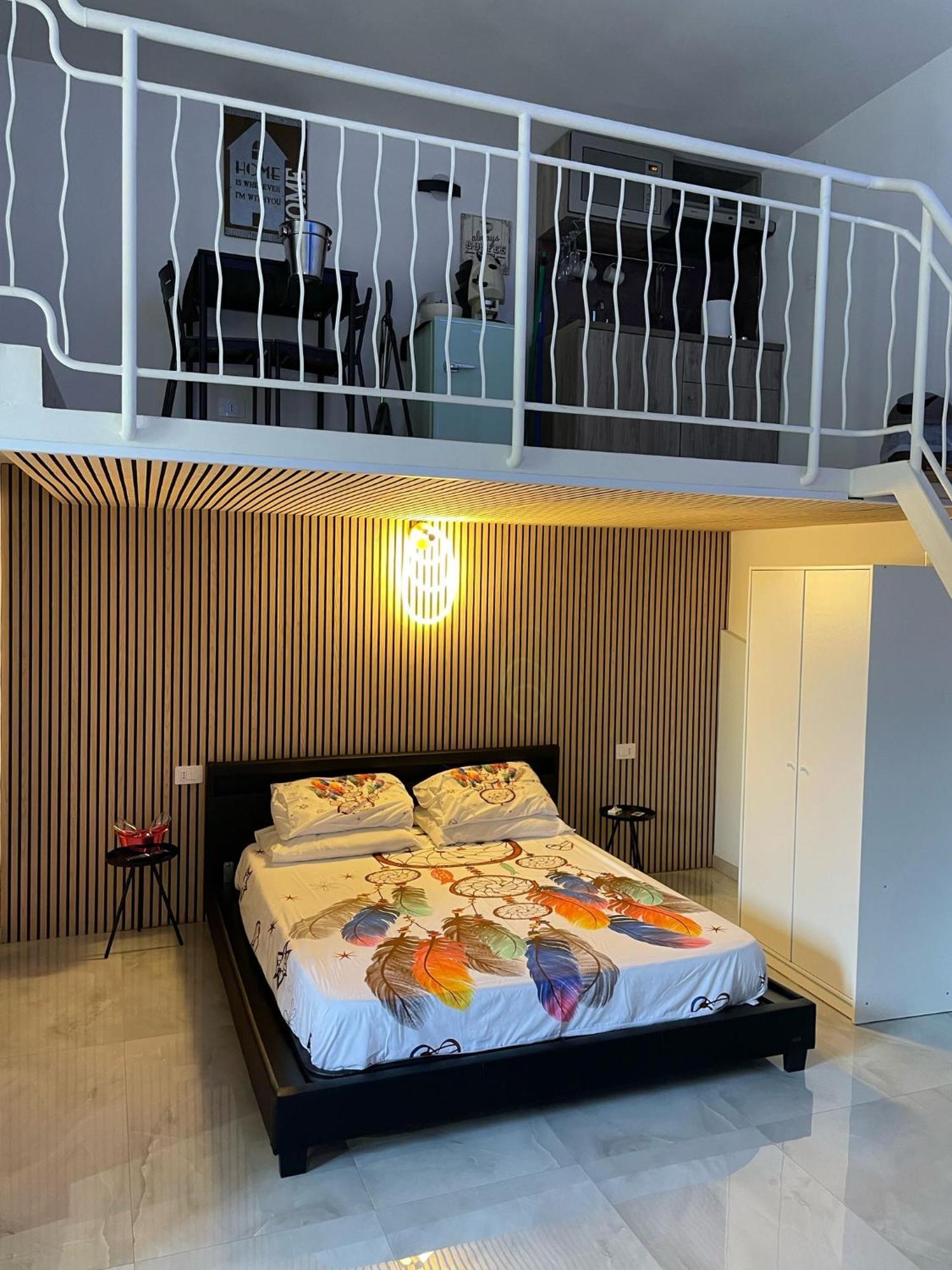 Apartament Charm E Chic Neapol Zewnętrze zdjęcie